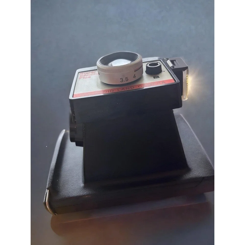 Polaroid land camera